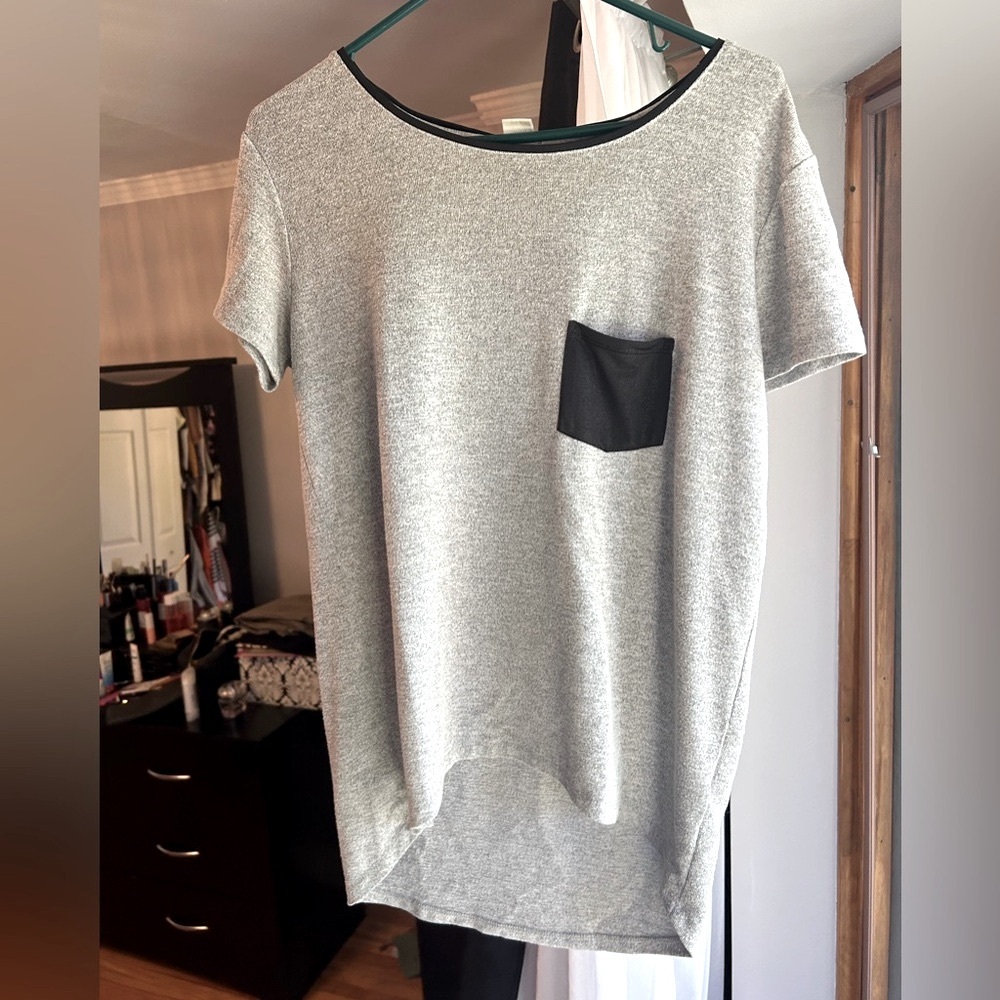 Twik Heather Gray Top